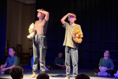 Slow. Theaterstück | Igra "Take medvedje"
