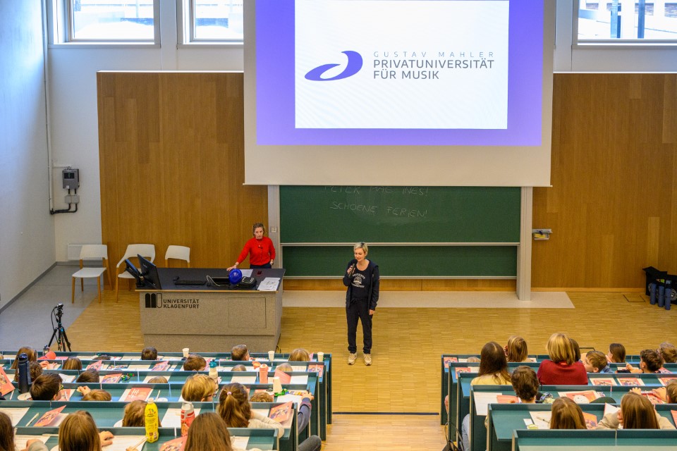 Uni für Kinder; HS1; Bibliothek; AAU; Universität Klagenfurt; Fotograf Thomas Hude; Aufnahmedatum 5. Februar 2026