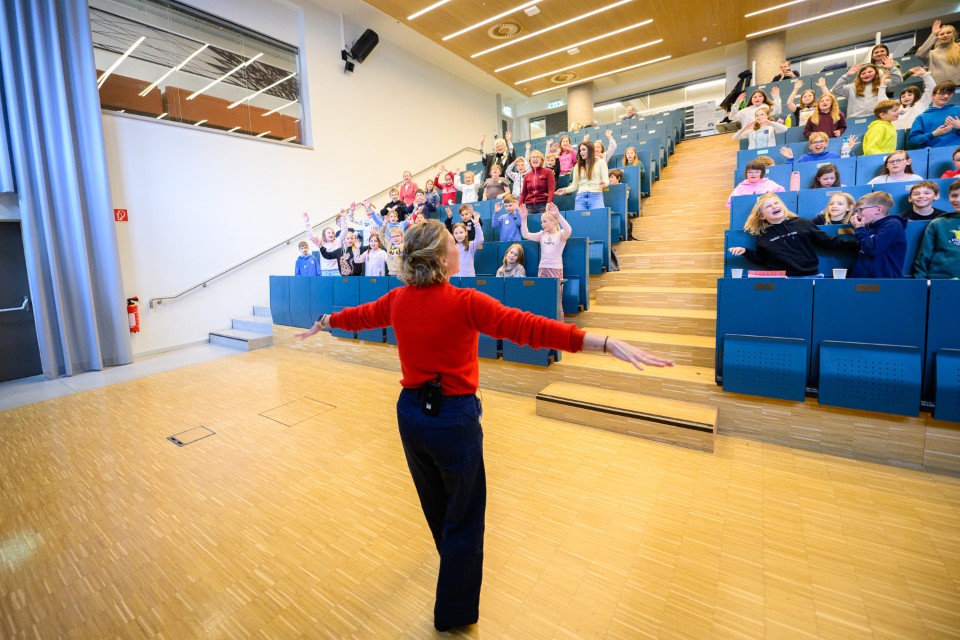 Uni für Kinder; HS1; Bibliothek; AAU; Universität Klagenfurt; Fotograf Thomas Hude; Aufnahmedatum 5. Februar 2026