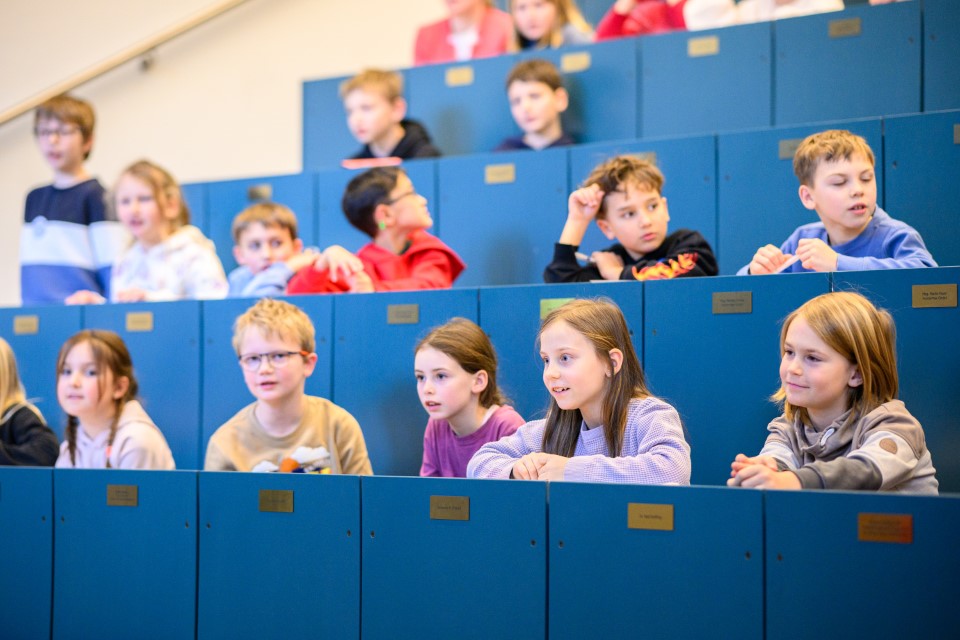 Uni für Kinder; HS1; Bibliothek; AAU; Universität Klagenfurt; Fotograf Thomas Hude; Aufnahmedatum 5. Februar 2026
