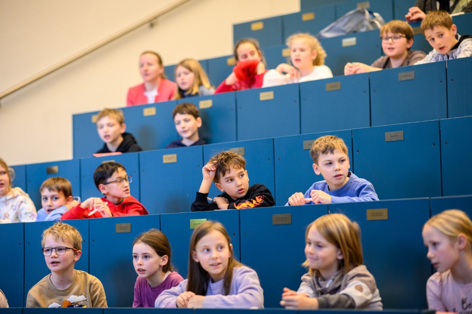 Uni für Kinder; HS1; Bibliothek; AAU; Universität Klagenfurt; Fotograf Thomas Hude; Aufnahmedatum 5. Februar 2026